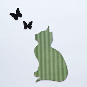 Chaton silhouette et papillons